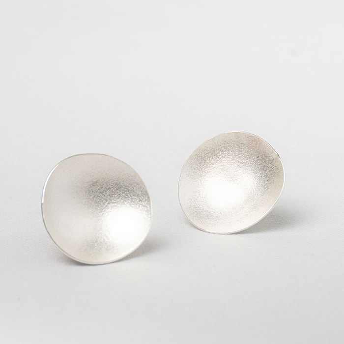 Aretes Isis L