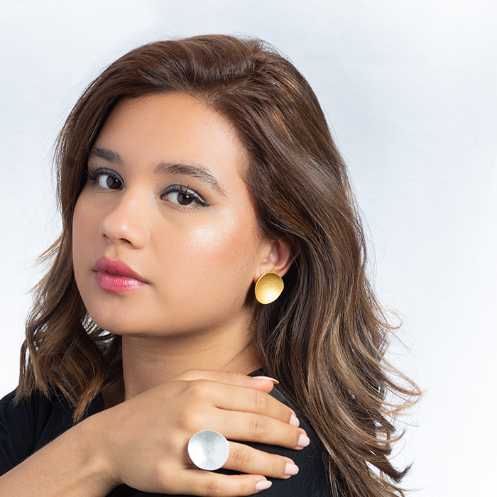 Aretes Isis M